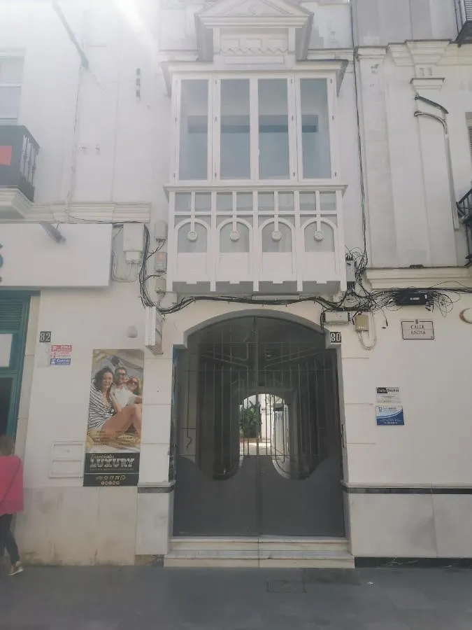 Buhardilla En Calle Ancha, Pleno Centro Sanlucar de Barrameda 0*,  Spain